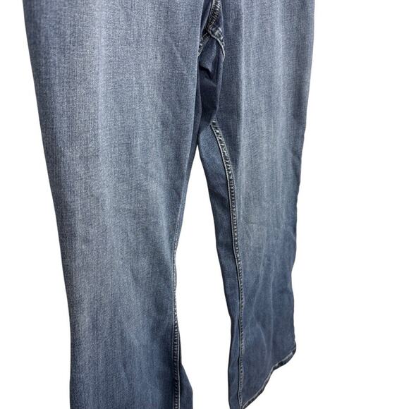 Calvin Klein Jeans High Rise Demi Boot Cut Medium Wash Jeans NWT Womens sz 20 W - Picture 3 of 16